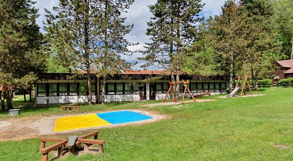 Rekreacni Areal Prihrazy Hotel Zdar  Exterior foto